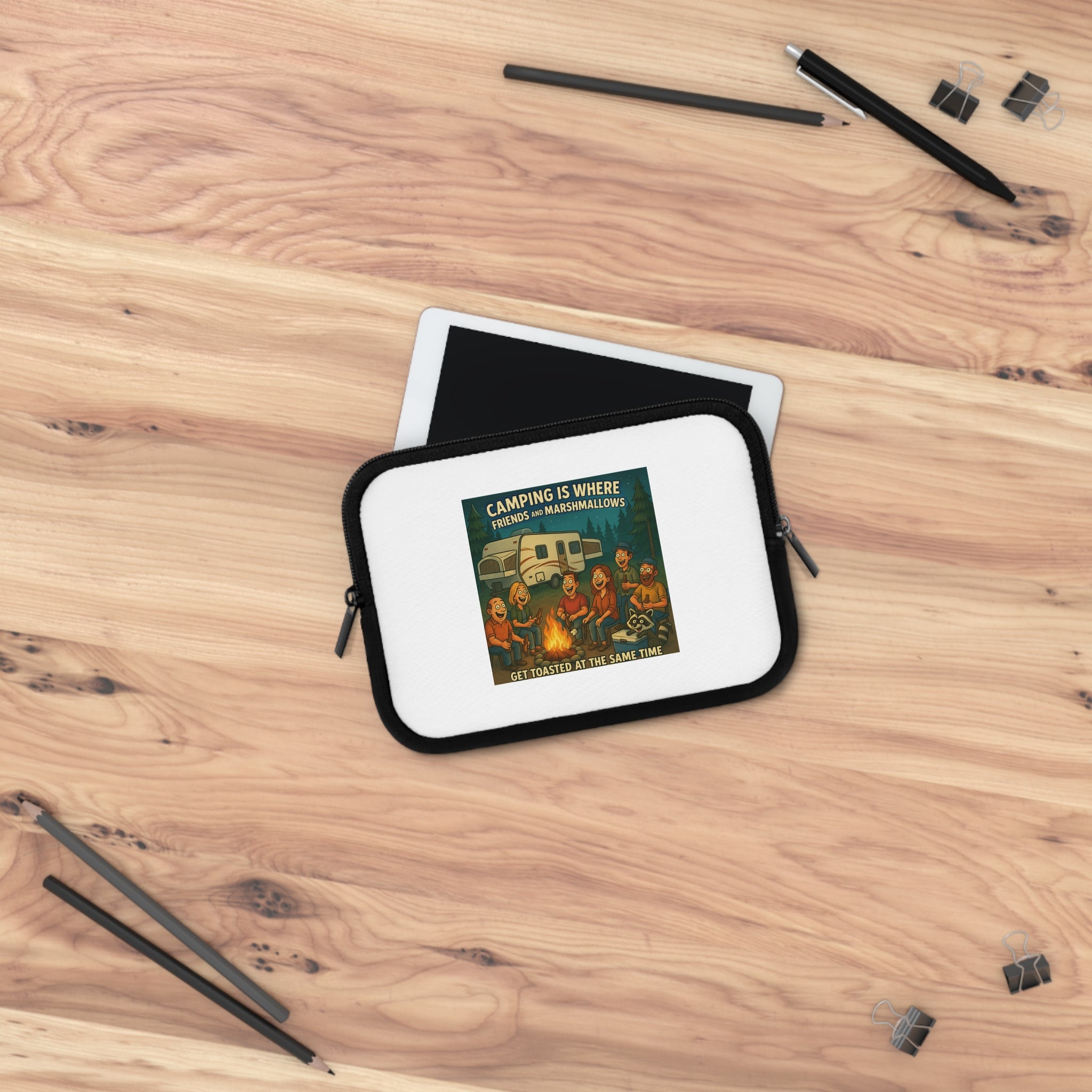 Camping-Themed Laptop Sleeve, Perfect for Nature Lovers, Get Toasted at the Same Time, Ideal Gift for Campers, Outdoor Enthusiasts, [...]