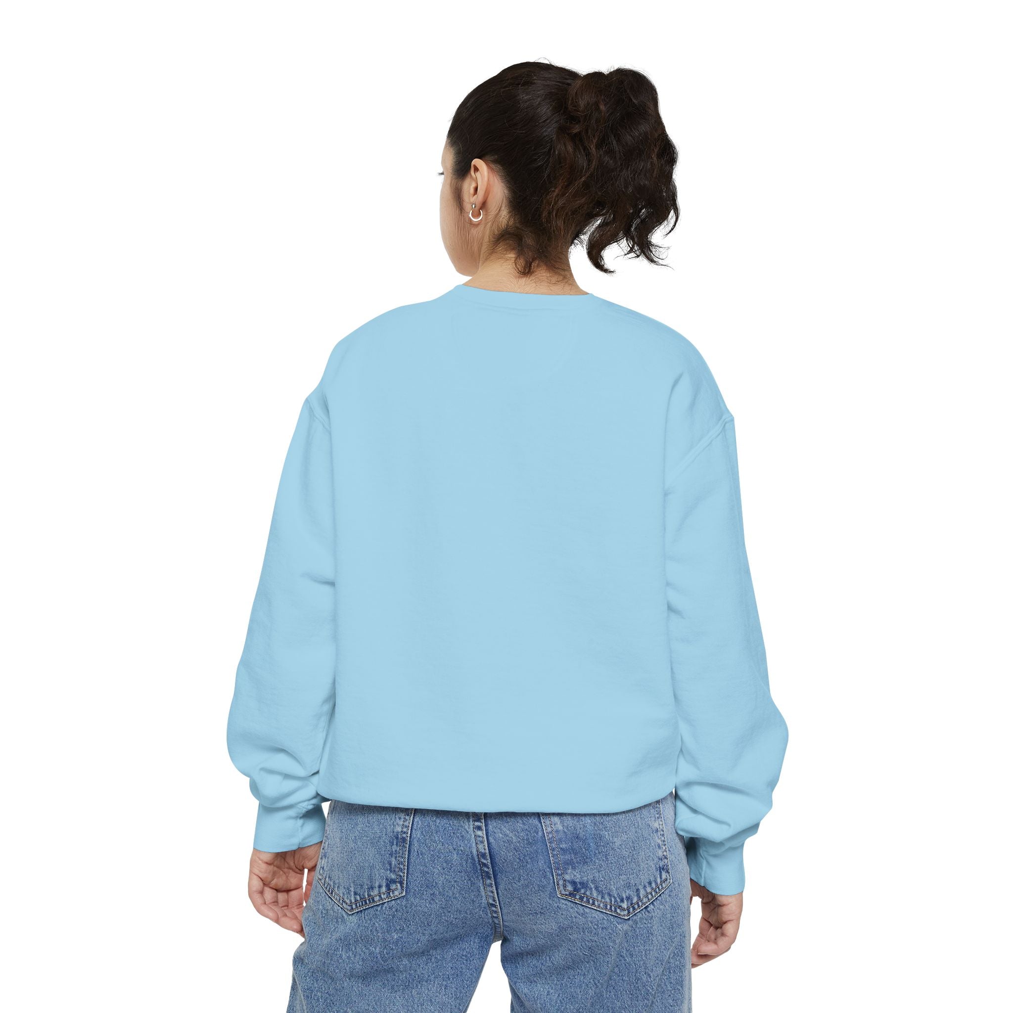 Camper Vibes Sweatshirt - Enjoy S'mores, Unisex Campfire Clothing, Perfect for Outdoor Adventures, Gift for Adventurers, Cozy Camping Attire